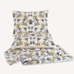 Quilts-Kirkland's Home Bee You 2-Pc. Twin Bedding Quilt Set White/Yellow/Black