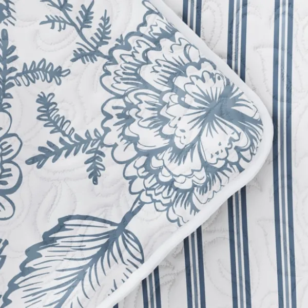 Quilts-Kirkland's Home Blue Jacobean Reversible 3-Pc. King Quilt Set Blue/White