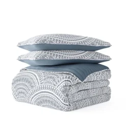 Quilts-Kirkland's Home Blue Scalloped Reversible 3-Pc. Queen Quilt Set Blue/White