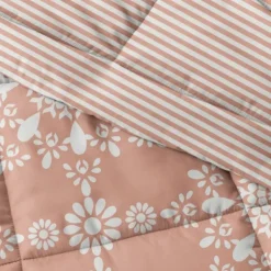 Comforters-Kirkland's Home Clay Daisy Medallion Queen 3-Pc. Comforter Set Orange