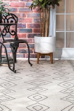 Outdoor Rugs-Kirkland's Home Cream Serna Tribal Outdoor Area Rug, 5X7 White/Black