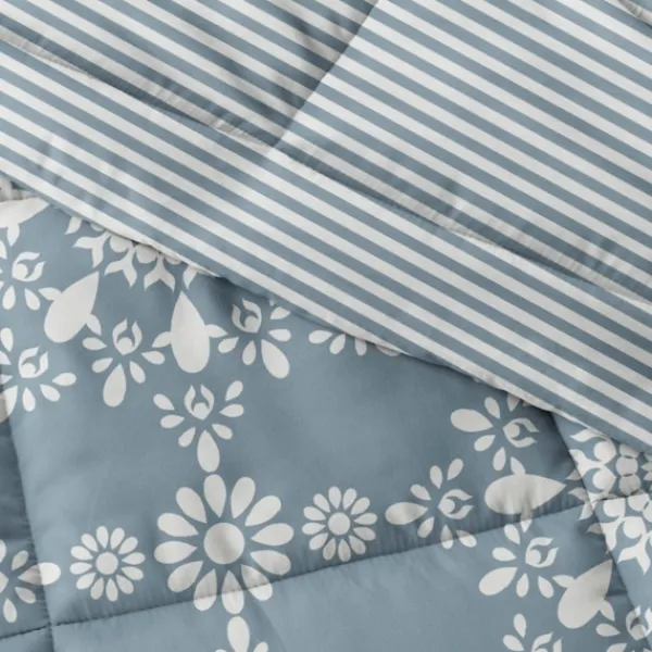 Comforters-Kirkland's Home Daisy Medallion King 3-Pc. Comforter Set Blue