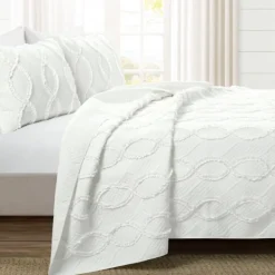 Quilts-Kirkland's Home Daisy Trellis Ruffles 3-Pc. Queen Quilt Set White