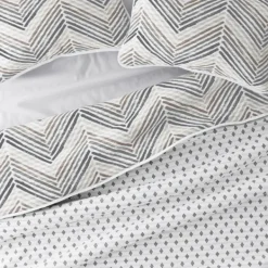 Quilts-Kirkland's Home Gray Chevron Reversible 2-Pc. Twin Quilt Set Gray/White