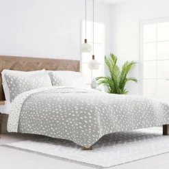 Quilts-Kirkland's Home Gray Dotted Reversible 3-Pc. Queen Quilt Set Gray/White