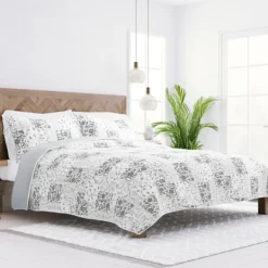 Quilts-Kirkland's Home Gray Patchwork Reversible 2-Pc. Twin Quilt Set Gray/White
