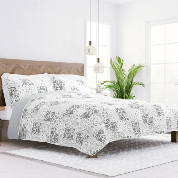 Quilts-Kirkland's Home Gray Patchwork Reversible 2-Pc. Twin Quilt Set Gray/White