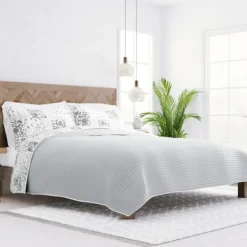 Quilts-Kirkland's Home Gray Patchwork Reversible 2-Pc. Twin Quilt Set Gray/White