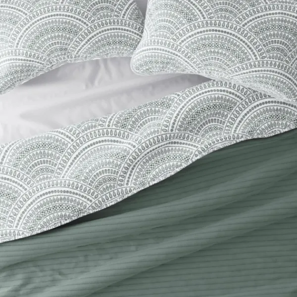 Quilts-Kirkland's Home Green Scalloped Reversible 2-Pc. Twin Quilt Set Green/White