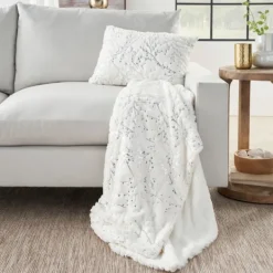Blankets & Throws-Kirkland's Home Ivory And Silver Metallic Branches Throw Silver/Ivory