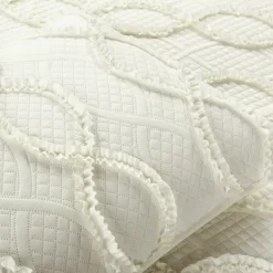Quilts-Kirkland's Home Ivory Trellis Ruffles 3-Pc. King Quilt Set White