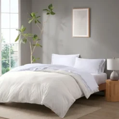 Bed Sheets-Kirkland's Home Leafy Vine Hem Microfiber 4-Pc. Queen Sheet Set White/Green