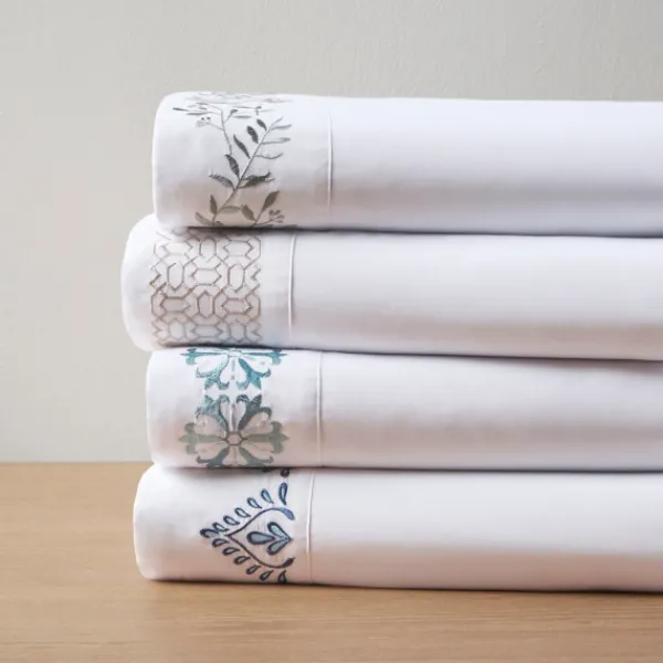 Bed Sheets-Kirkland's Home Leafy Vine Hem Microfiber 4-Pc. Queen Sheet Set White/Green