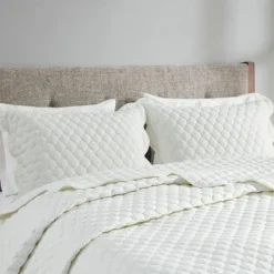 Quilts-Kirkland's Home Scalloped Crinkle 3-Pc. Cali King Quilt Set Ivory