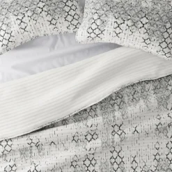 Quilts-Kirkland's Home White Trellis Reversible 2-Pc. Twin Quilt Set White/Gray